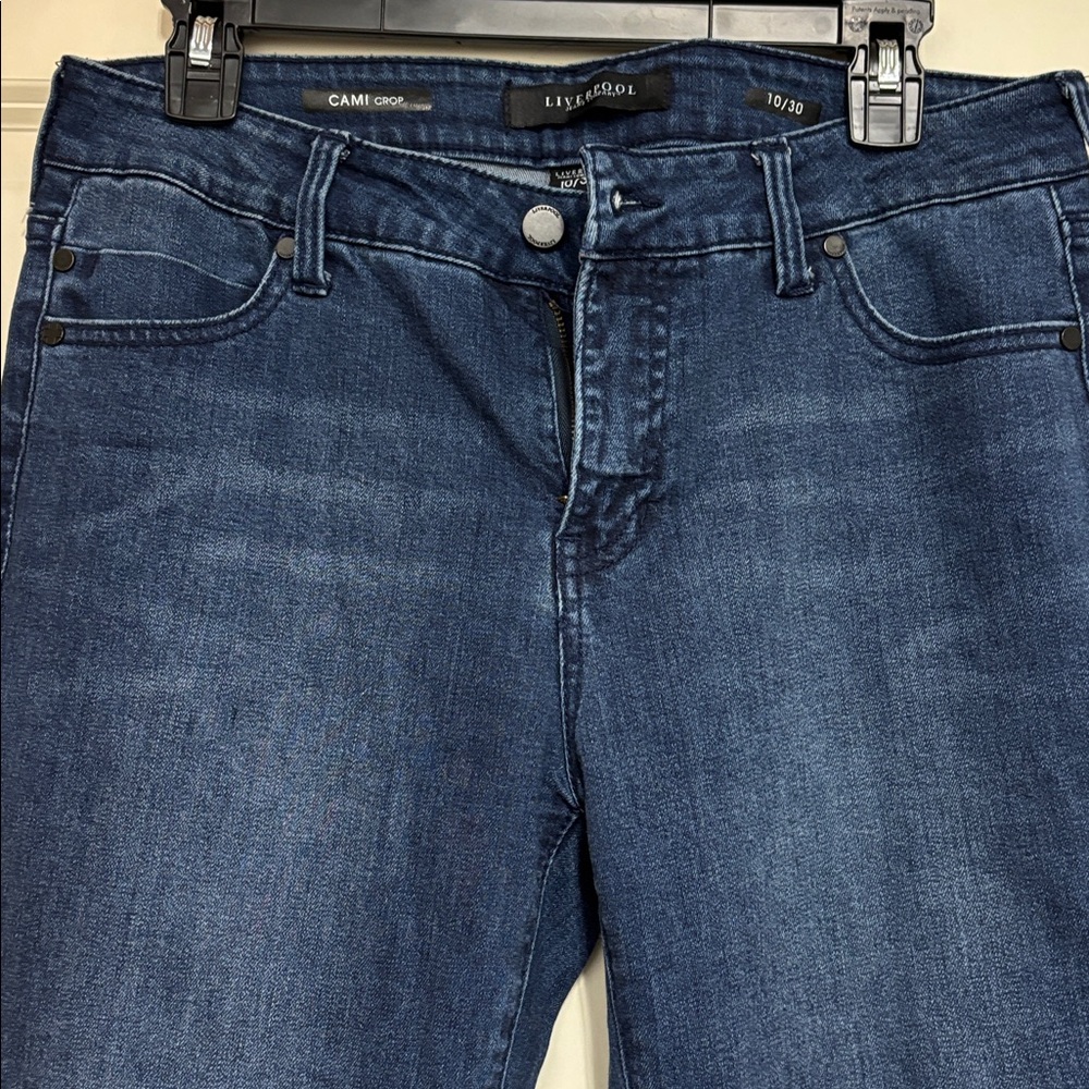 Liverpool Jeans Company Cami Crop Jeans in Dark Size 10